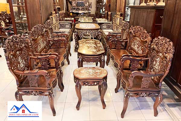 dịch vụ thu mua bàn ghế gỗ cũ nhân phước